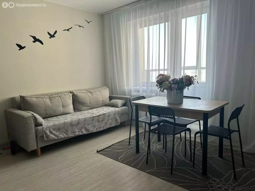 3-комнатная квартира: Чебоксары, Ярмарочная улица, 19к1 (90 м) - Фото 0