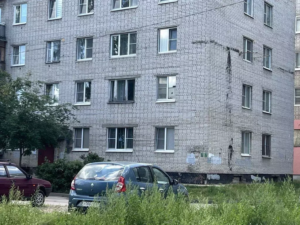 4-к кв. Ленинградская область, Кировск Набережная ул., 13 (63.0 м) - Фото 1