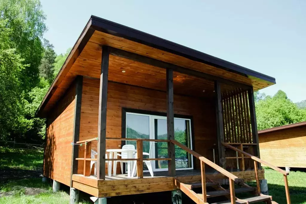 Дом в Алтай, Чемальский район, с. Анос ул. Чорос-Гуркина, 13/1 (42 м) - Фото 1