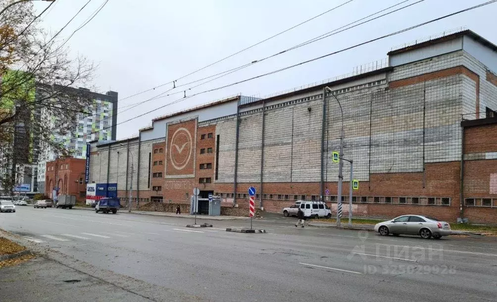 Гараж в Новосибирская область, Новосибирск Железнодорожная ул., 17 (18 ... - Фото 1