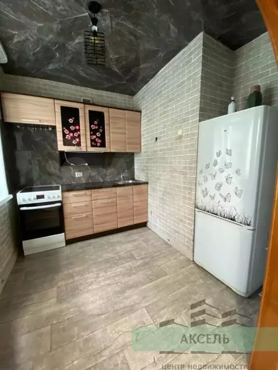 4-к. квартира, 60,2 м, 2/5 эт. - Фото 0