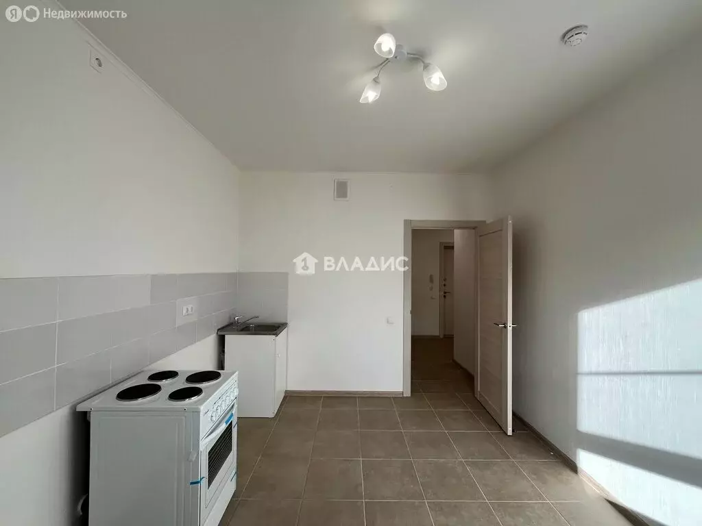 3-комнатная квартира: Москва, Открытое шоссе, 28/3 (80 м) - Фото 2