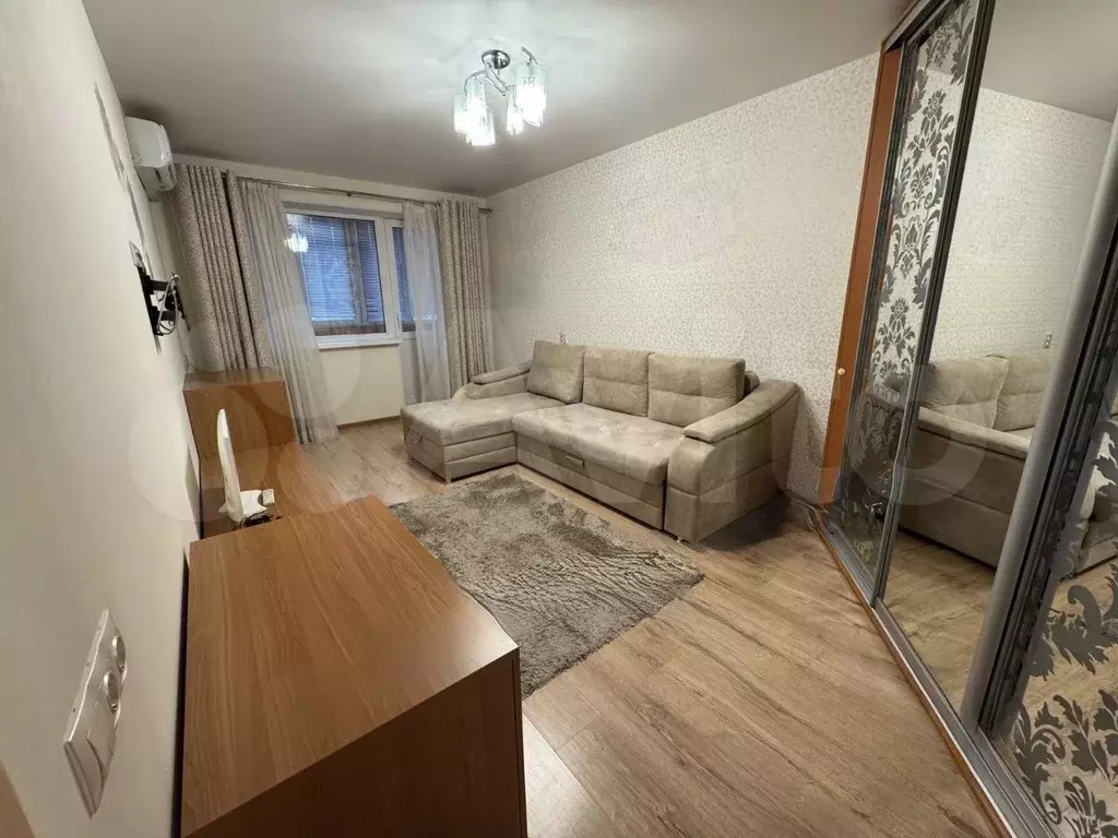2-к. квартира, 45 м, 2/5 эт. - Фото 1