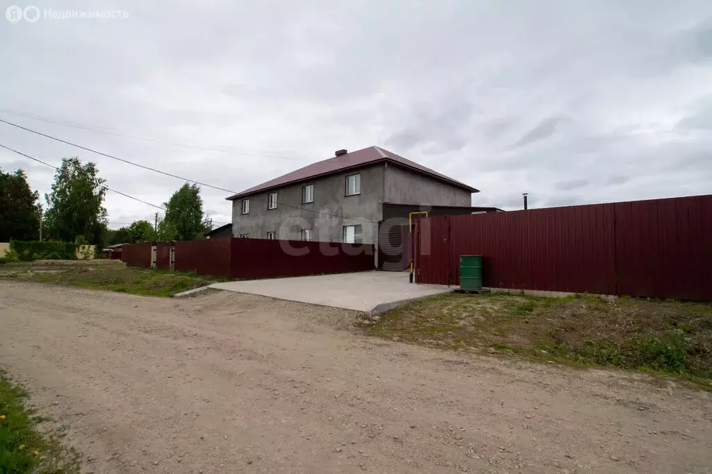 Дом в Криводановка, улица Частикина (373 м) - Фото 0