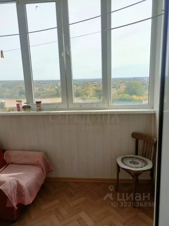 3-к кв. Белгородская область, Старый Оскол Южный мкр, 2к2 (63.0 м) - Фото 0