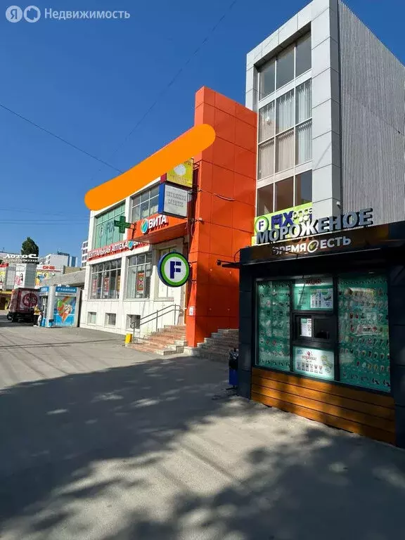 Торговая площадь (200 м) - Фото 0