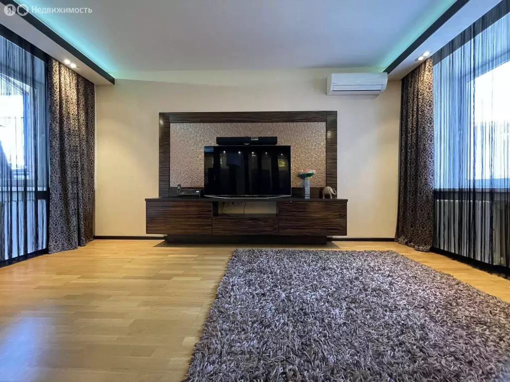 4-комнатная квартира: Уфа, улица Крупской, 4 (136.1 м) - Фото 1
