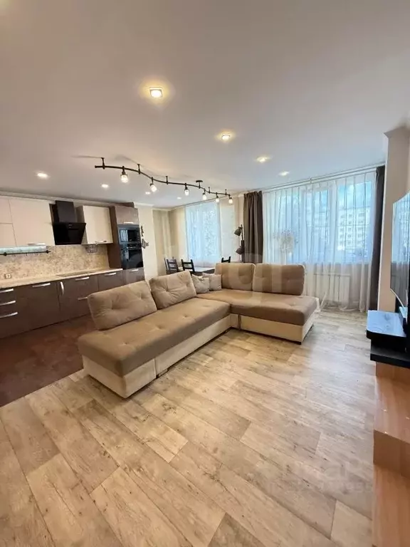 2-к кв. Сахалинская область, Южно-Сахалинск Сахалинская ул., 30 (68.3 ... - Фото 2