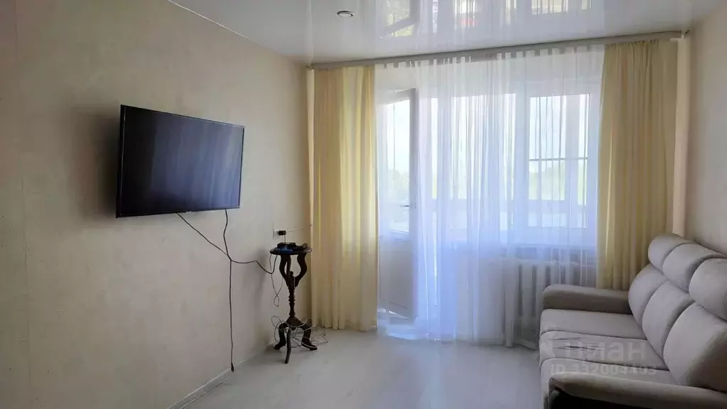 2-к кв. Псковская область, Псков Конная ул., 6 (50.0 м) - Фото 1