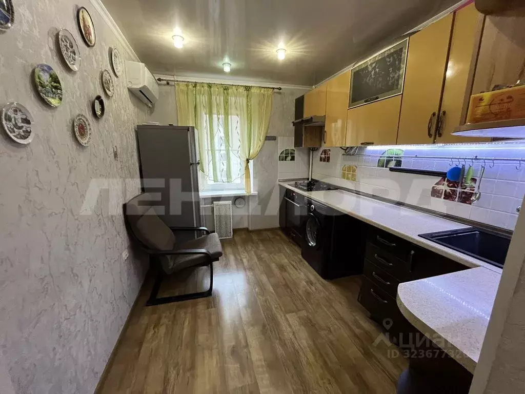 3-к кв. Ростовская область, Новочеркасск Заводской пер., 9А (61.0 м) - Фото 2