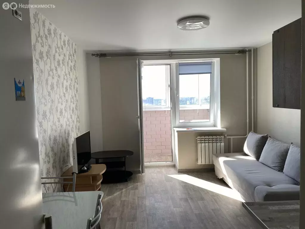 Квартира-студия: Киров, Полевая улица, 12 (18 м) - Фото 0