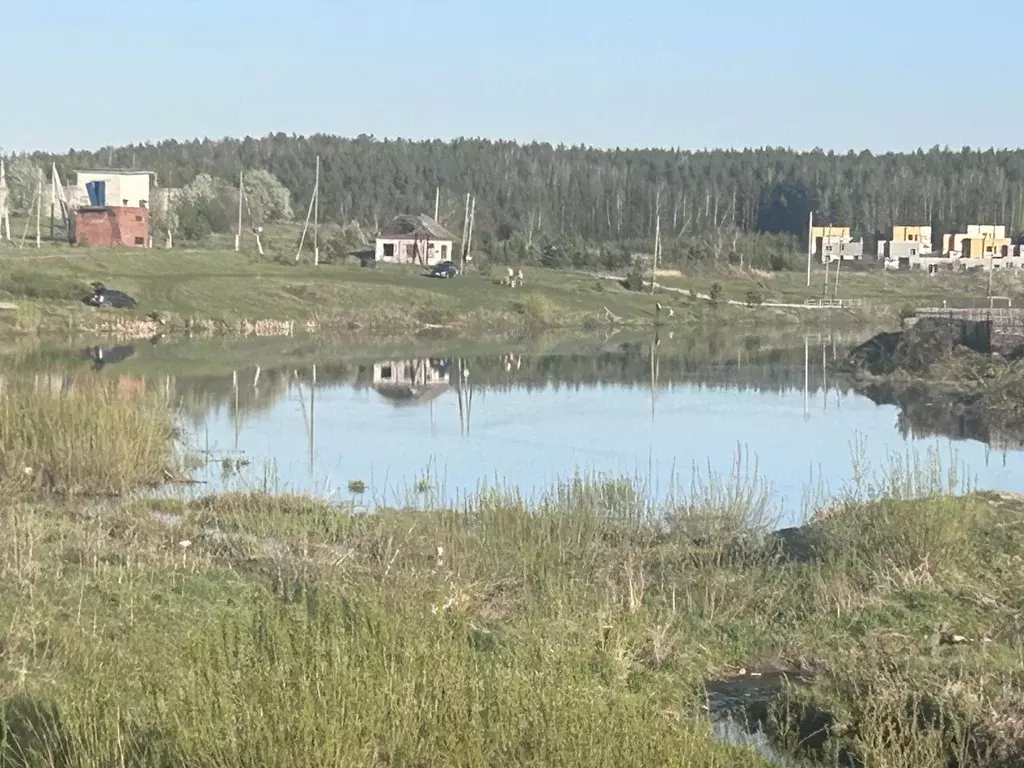 Дом в Свердловская область, Сысертский городской округ, д. Шайдурово  ... - Фото 1