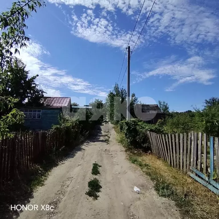 Участок в Волгоградская область, Волгоград ул. Джамбула Джабаева, ... - Фото 1