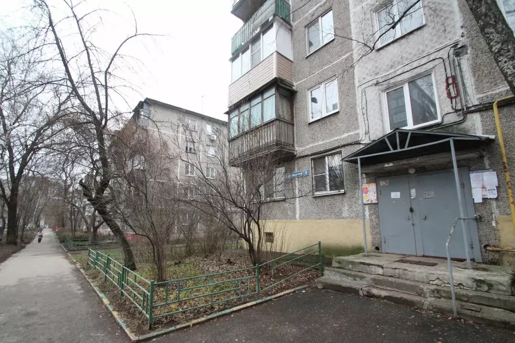 3-комнатная квартира: Нижний Новгород, улица Даргомыжского, 8 (58 м) - Фото 1