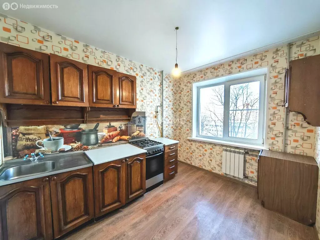 3-комнатная квартира: Белгород, улица 5 Августа, 40 (60.6 м) - Фото 1