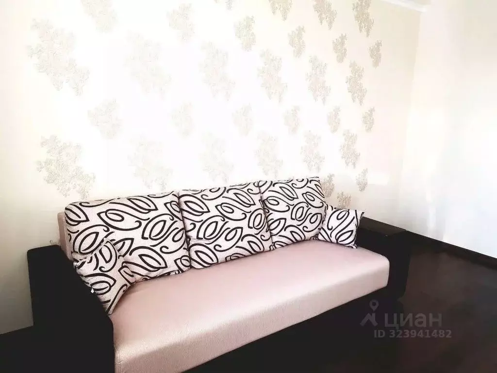 1-к кв. Крым, Симферополь ул. Батурина (39.0 м) - Фото 1