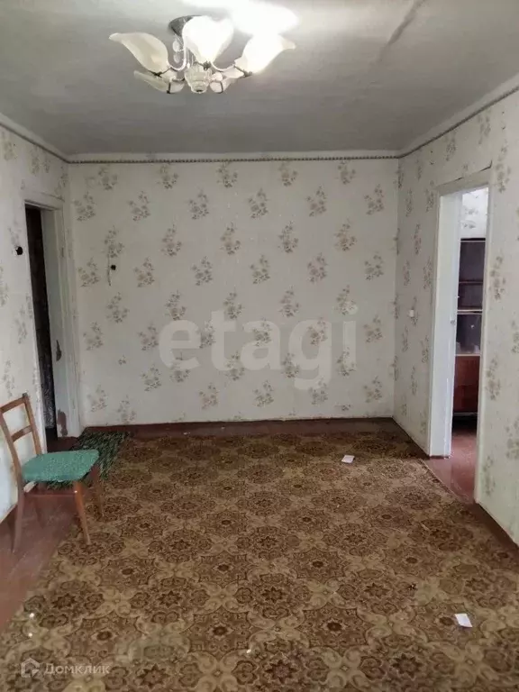 Продаётся 4-к квартира, 52.4 м - Фото 1