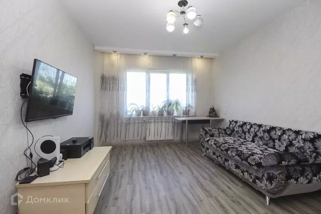 Продаётся 3-к квартира, 62.9 м - Фото 1