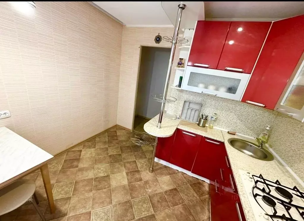 1-к кв. Ленинградская область, Кириши просп. Героев, 14 (40.9 м) - Фото 2