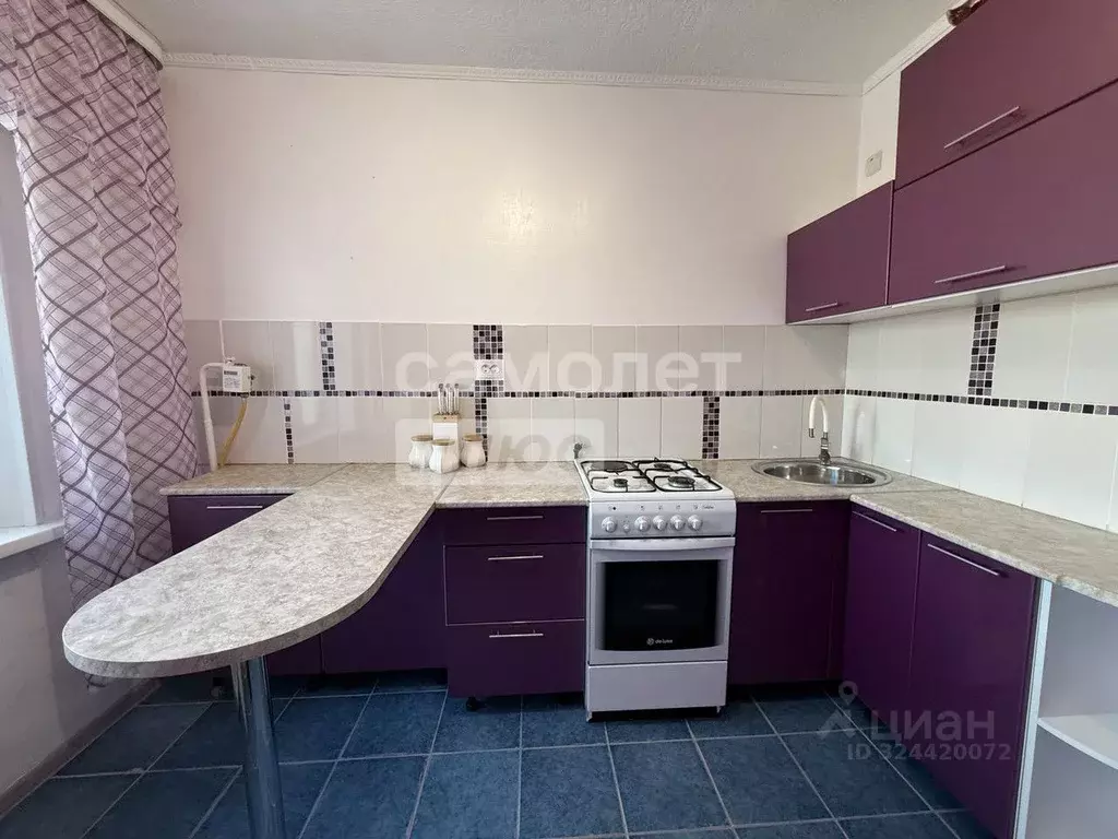 3-к кв. Хабаровский край, Комсомольск-на-Амуре Комсомольская ул., 84к2 ... - Фото 1