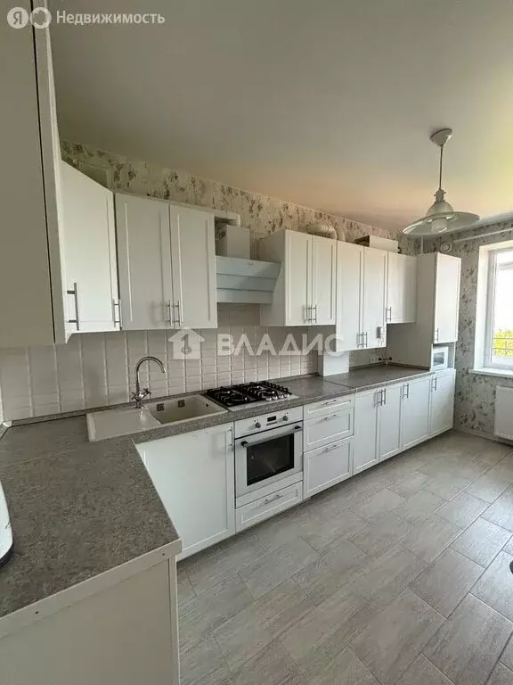 2-комнатная квартира: Пионерский, Набережная улица, 19А (59 м) - Фото 2