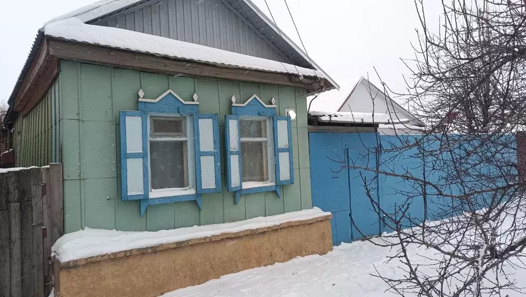 Дом в Саратовская область, Энгельс ул. Маяковского, 185 (38 м) - Фото 1