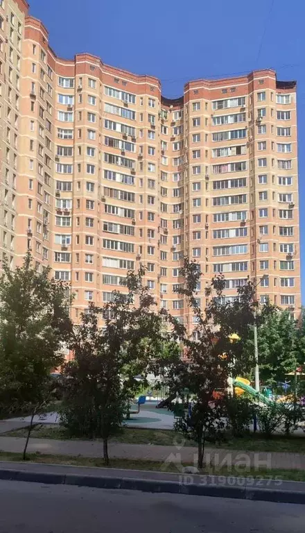 1-к кв. Москва, Москва, Московский г. 3-й мкр, 4 (41.8 м) - Фото 0