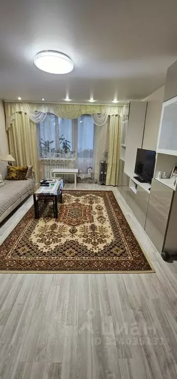 3-к кв. Новгородская область, Старая Русса Городок мкр, 20к1 (84.1 м) - Фото 1