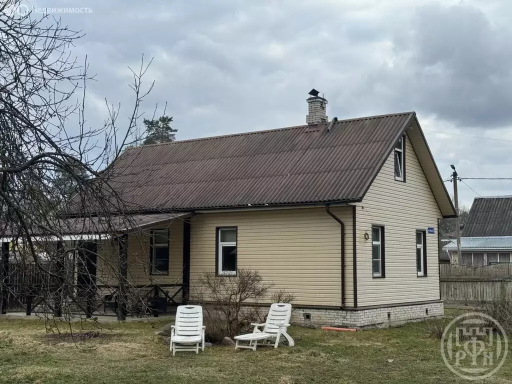 Дом в городской посёлок Вырица, улица Марата (101.8 м) - Фото 1