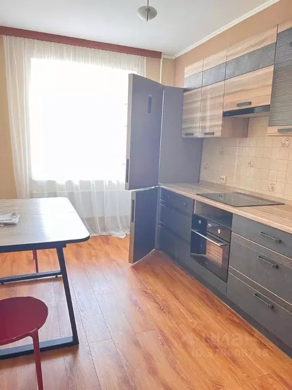 2-к кв. Томская область, Томск ул. Энтузиастов, 37 (54.0 м) - Фото 0