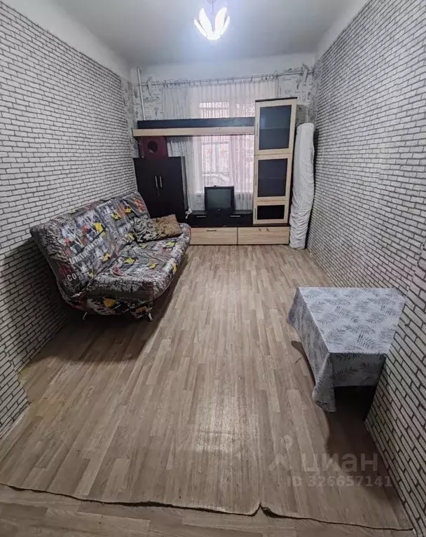 Комната Челябинская область, Челябинск просп. Победы, 126 (17.0 м) - Фото 1