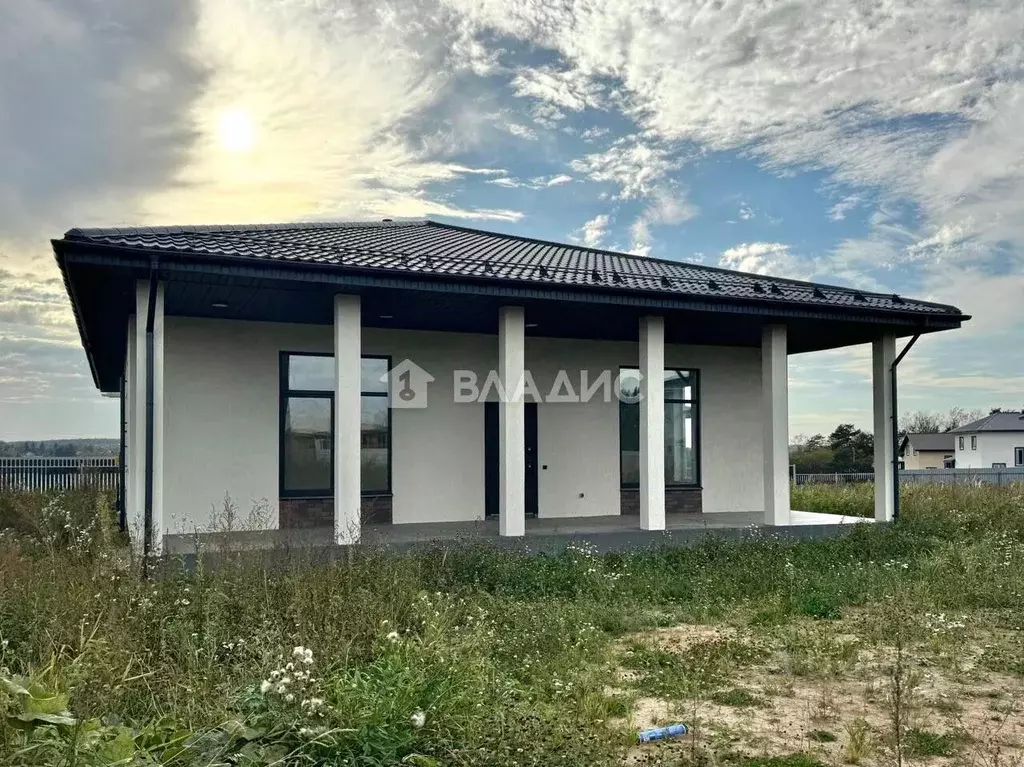 Дом в Калужская область, Боровский район, Совьяки с/пос, Боровики-2 кп ... - Фото 1