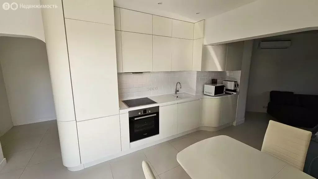 4-комнатная квартира: Сочи, улица Ленина, 298Б (130 м) - Фото 0