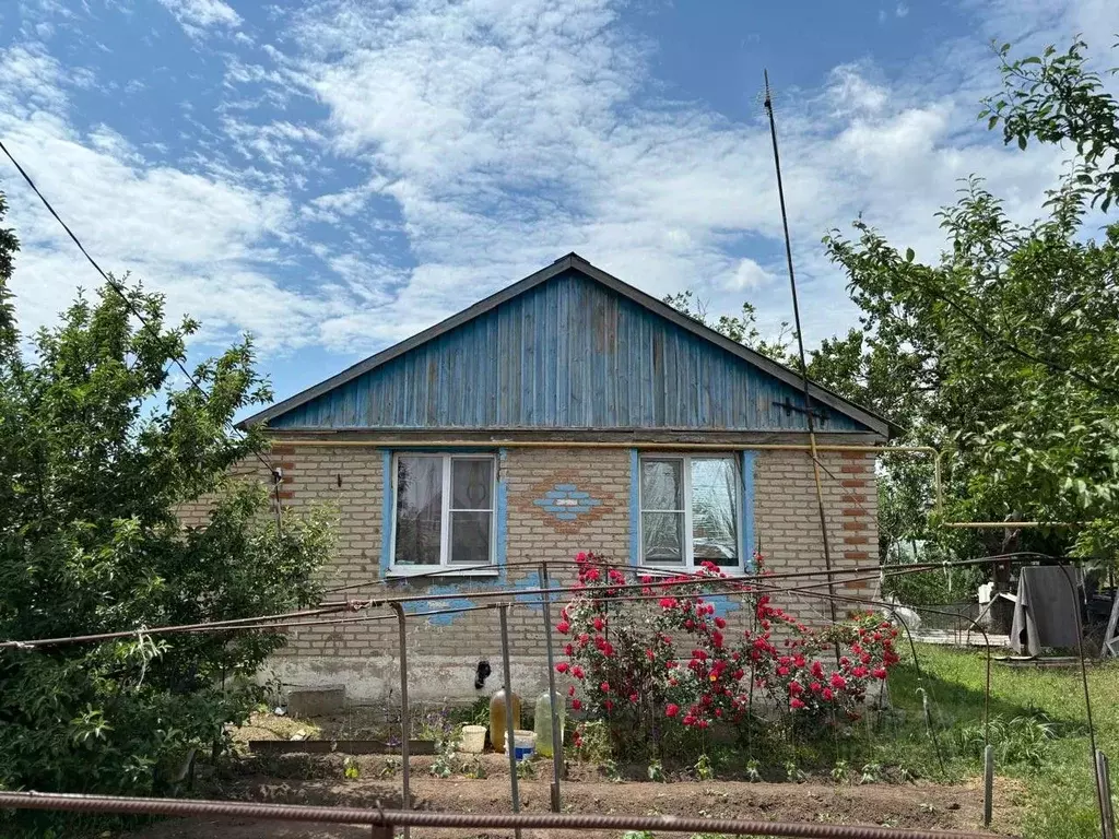 Дом в Ростовская область, Цимлянский район, Лозновское с/пос, Лозной ... - Фото 2