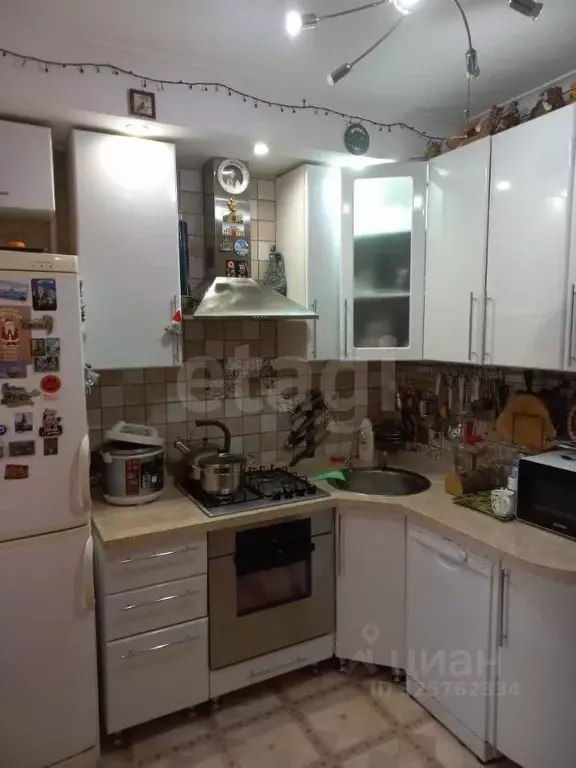 2-к кв. Коми, Усинск Парковая ул., 14 (50.3 м) - Фото 2