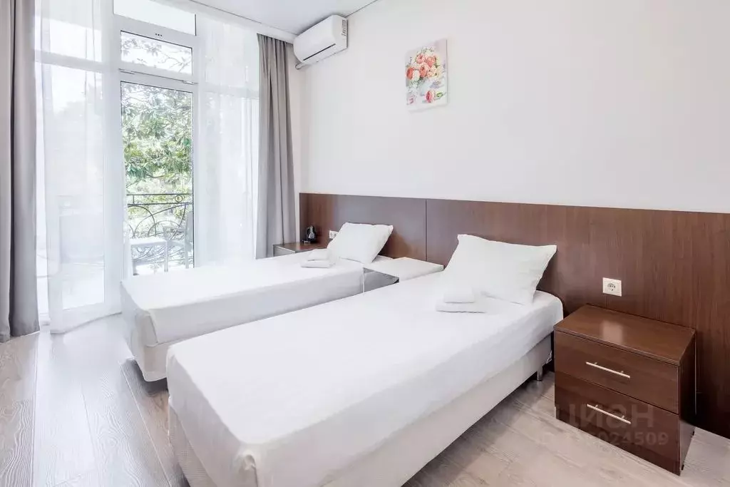 Комната Краснодарский край, Сочи Светлана мкр, ул. Депутатская, 10Д - Фото 1