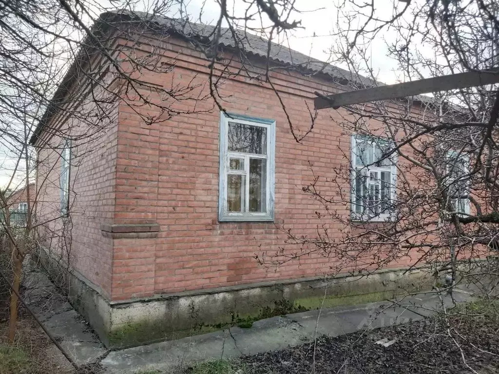 Дом в Ростовская область, пос. Целина 7-я линия (86 м) - Фото 1