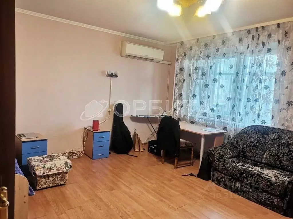 2-к кв. Тюменская область, Тюмень ул. Салтыкова-Щедрина, 55 (69.1 м) - Фото 1