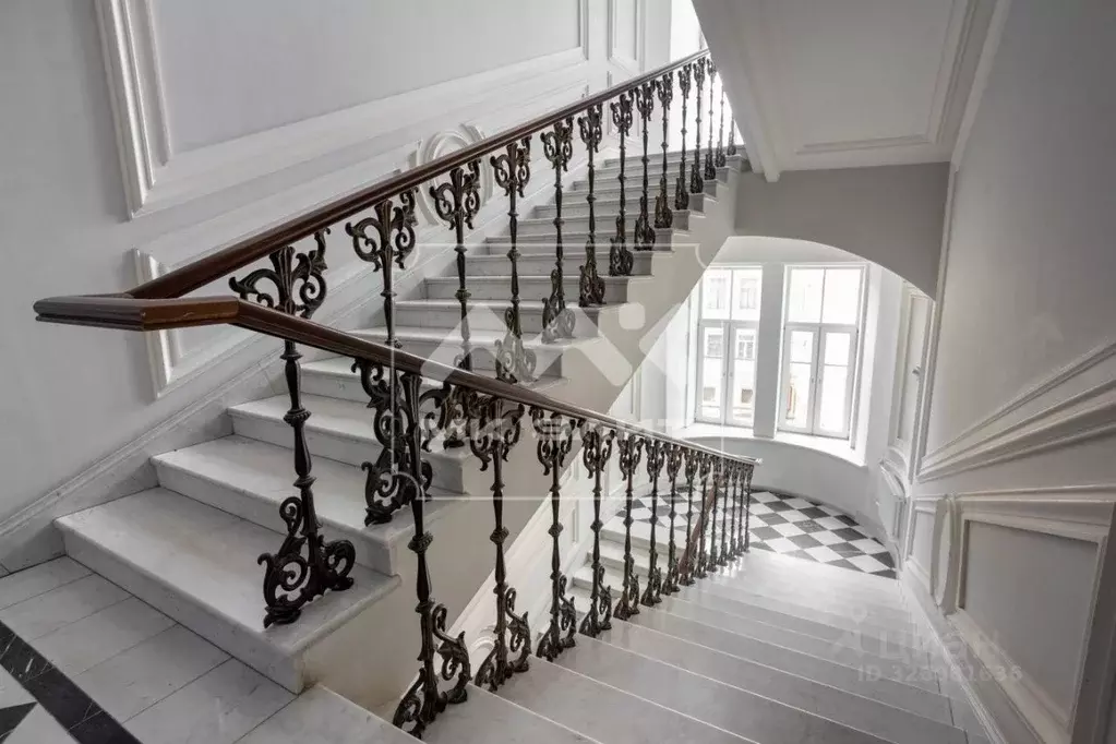 4-к кв. Санкт-Петербург Большая Конюшенная ул., 13 (239.0 м) - Фото 1