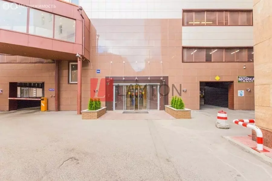 Офис (240 м) - Фото 1