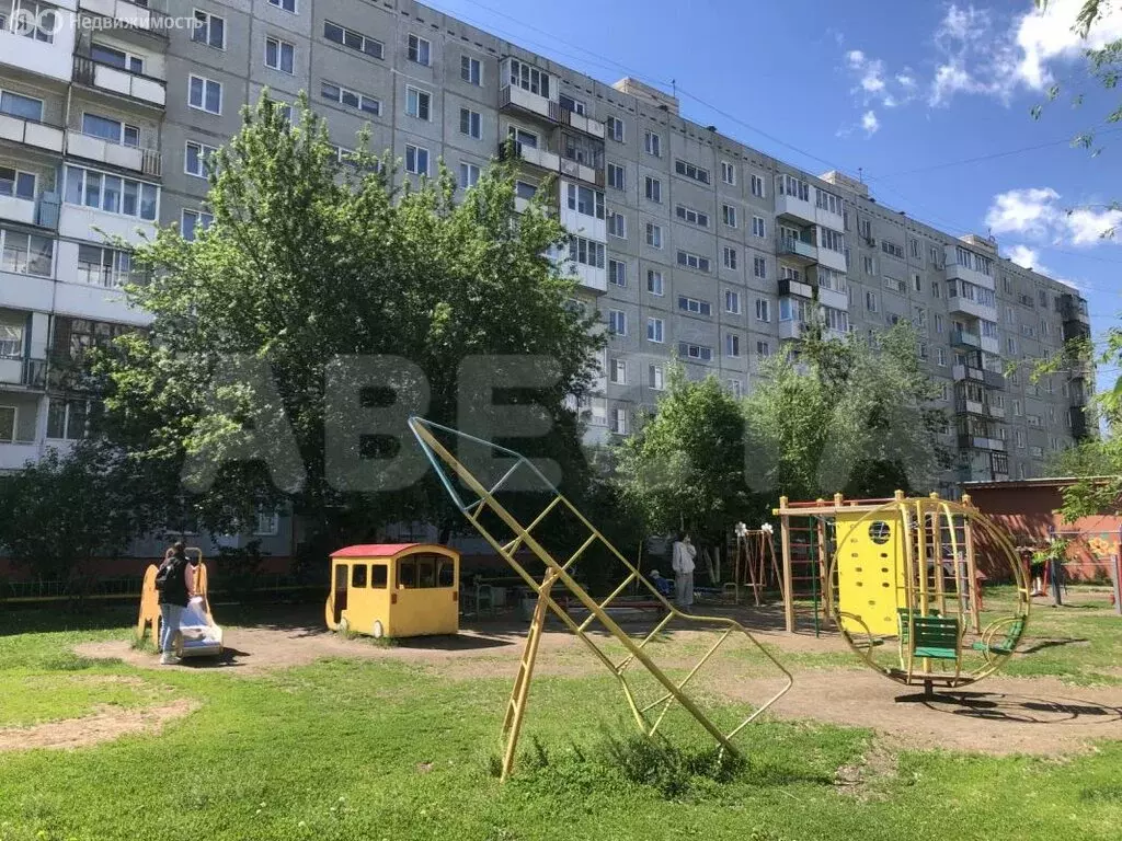 2-комнатная квартира: Омск, микрорайон Звёздный, улица Лисицкого, 9Б ... - Фото 1
