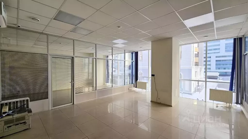 Офис в Свердловская область, Екатеринбург ул. Розы Люксембург, 37 (83 ... - Фото 2