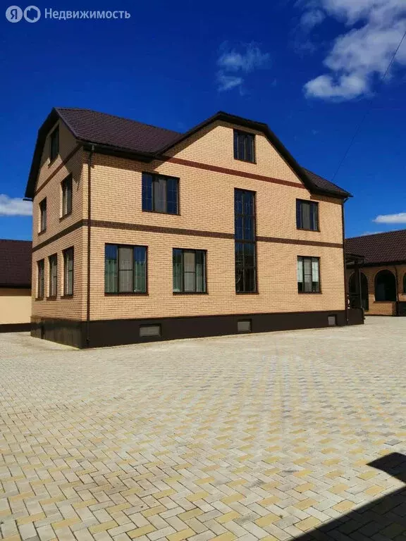 Дом в село Райманово, Трудовая улица (227 м) - Фото 1