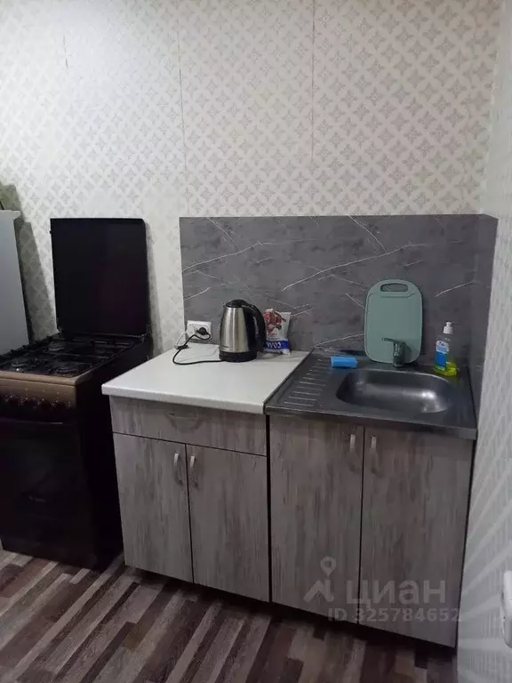 1-к кв. Челябинская область, Еманжелинск ул. Островского, 48 (33.1 м) - Фото 1