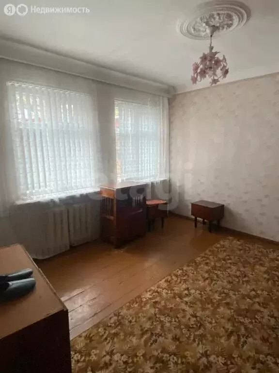 2-комнатная квартира: Владикавказ, улица Щербакова, 15 (50 м) - Фото 1