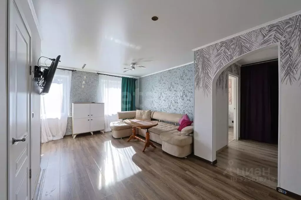 2-к кв. Калининградская область, Янтарный пгт ул. Советская, 102 (58.9 ... - Фото 1