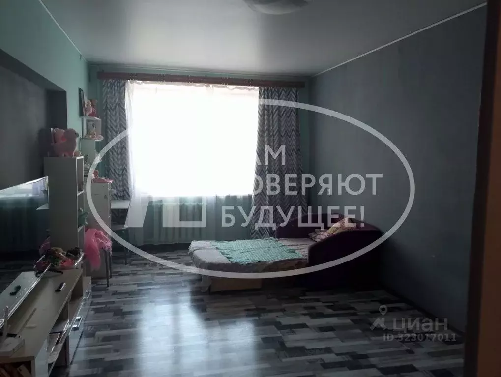 2-к кв. Удмуртия, Глазов ул. Карла Маркса, 10 (51.7 м) - Фото 0