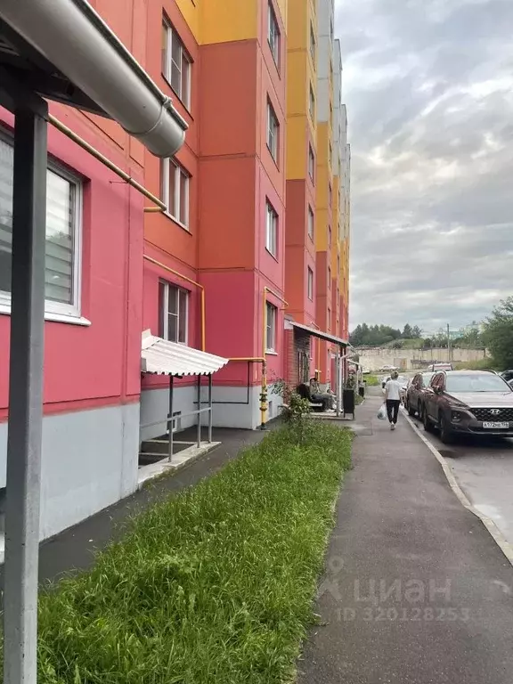 3-к кв. Смоленская область, Смоленск Королевка мкр, 15Б (80.0 м) - Фото 1