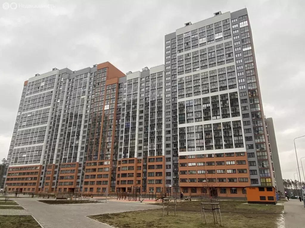 Квартира-студия: Екатеринбург, жилой район Уктус, микрорайон Светлый, ... - Фото 2