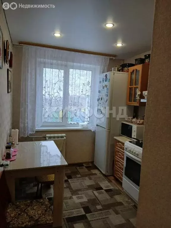 3-комнатная квартира: Тольятти, 20-й квартал, Рябиновый бульвар, 4 ... - Фото 1